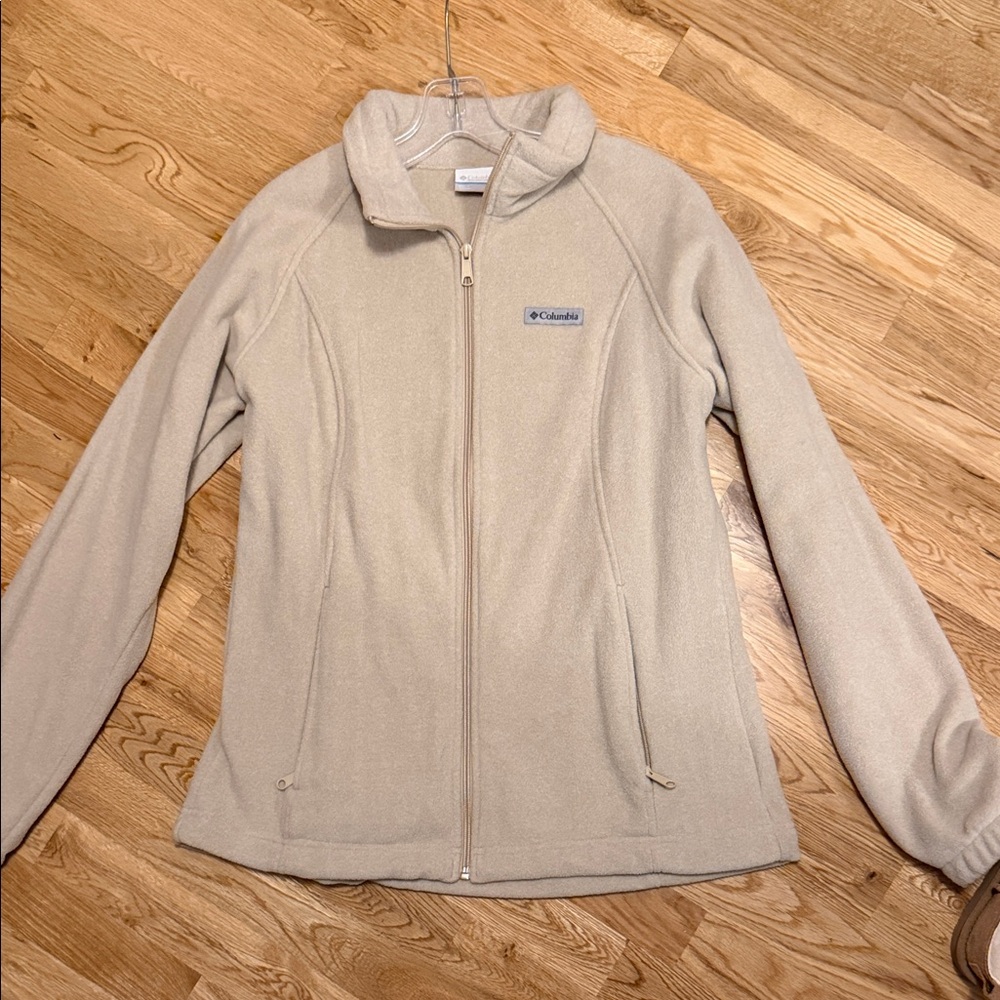 Columbia Women's Beige Fleece Jacket